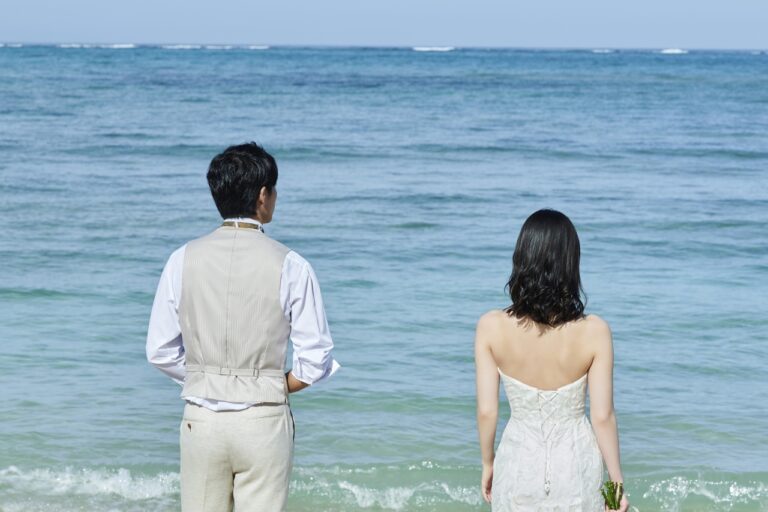 沖縄の結婚式、ベストシーズンはいつ?月別ガイドの写真