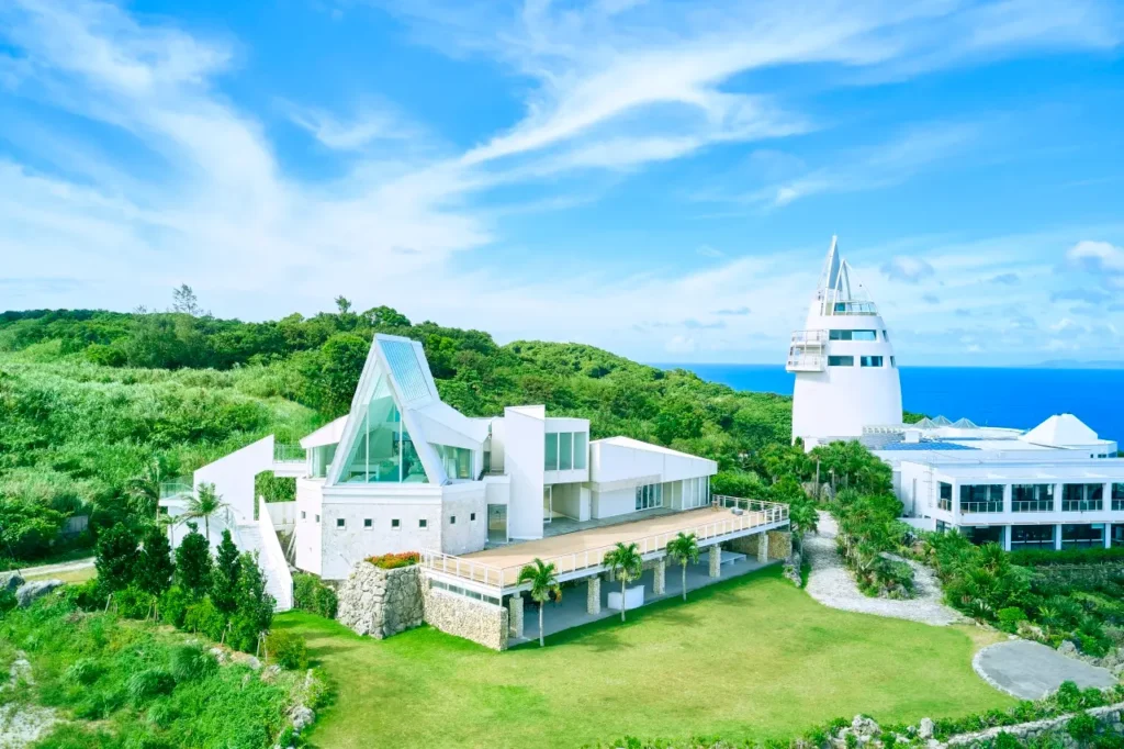 古宇利ブルーを一望する席で
ゆっくりと、島時間をの写真2